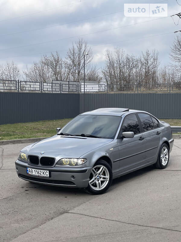 2003 bmw 318i