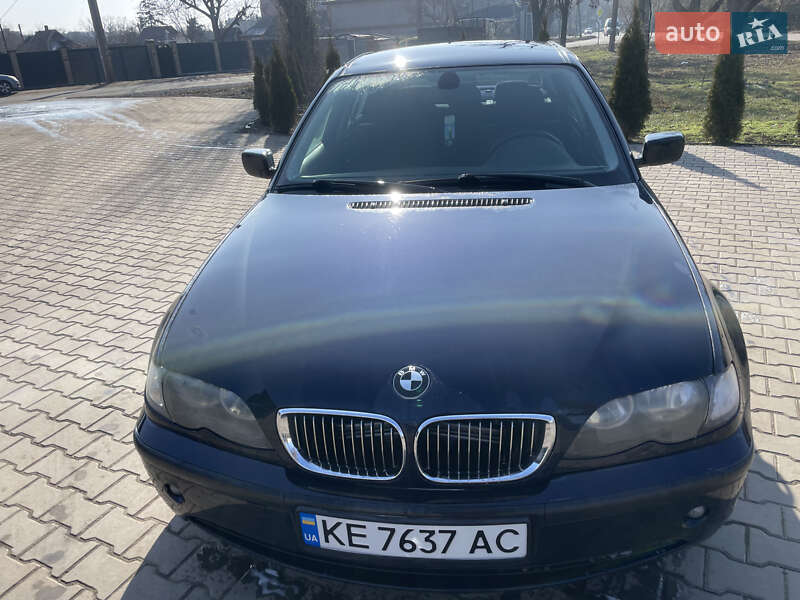 2003 bmw 318i