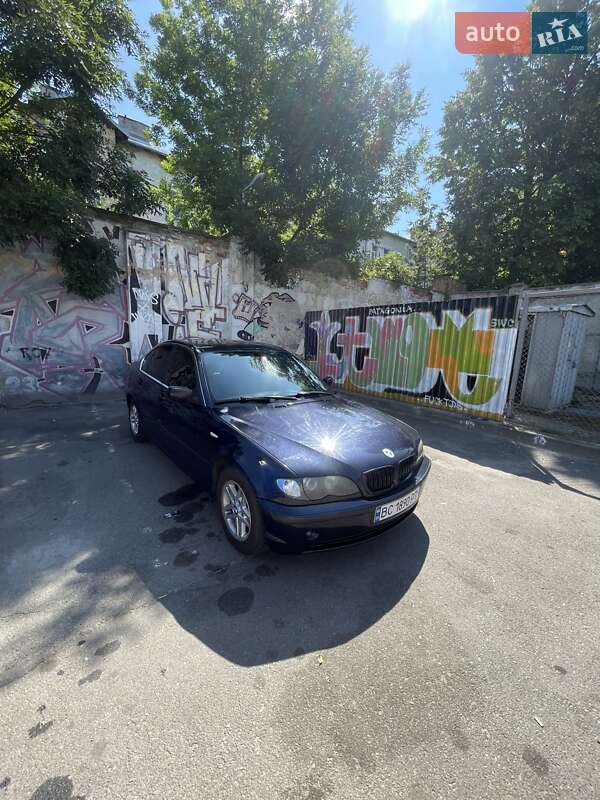 2003 bmw 318i