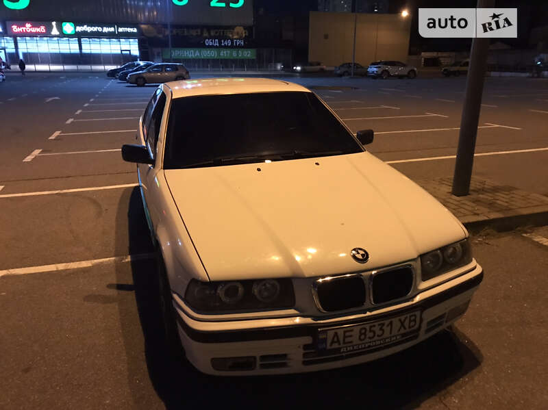 1994 bmw 318i