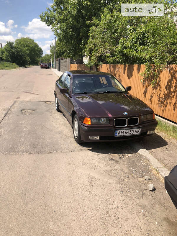 1992 bmw 318i