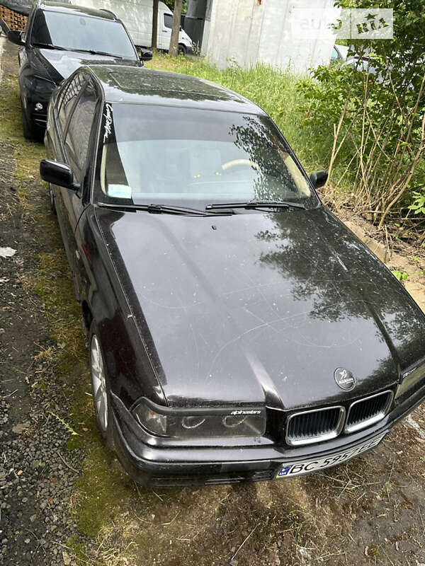 1992 bmw 318i