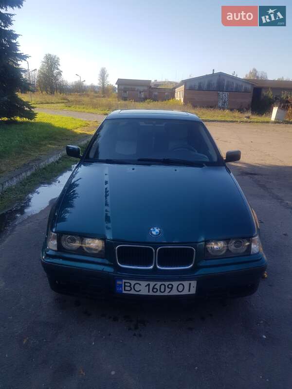 1995 bmw 318i