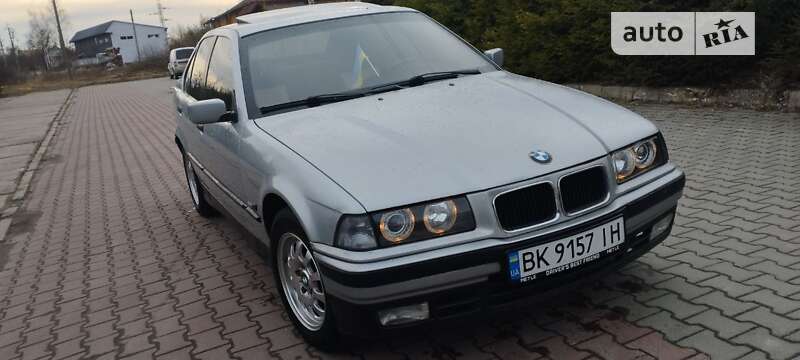 1994 bmw 318i