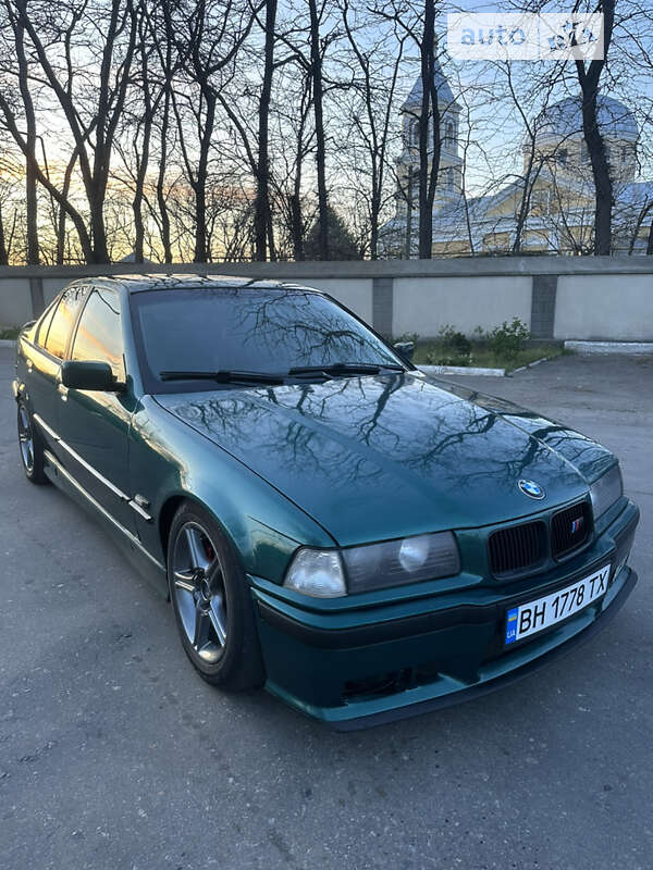 1993 bmw 320i