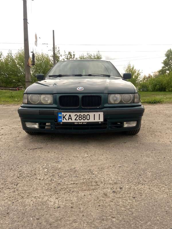 1993 bmw 320i