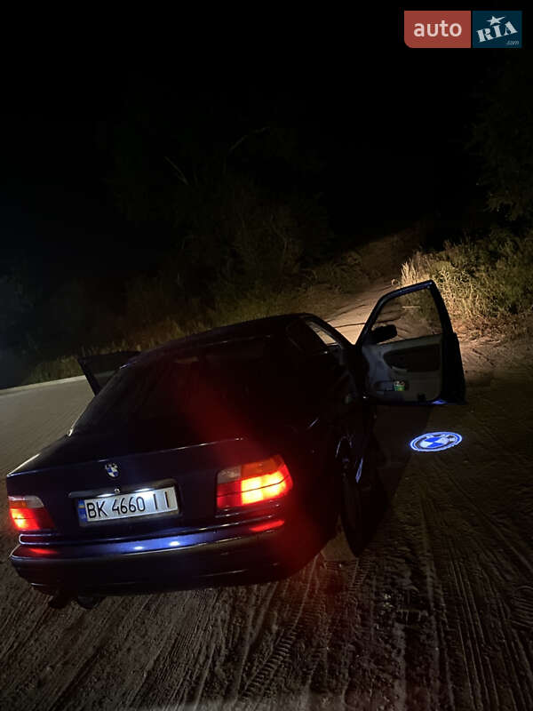 1995 bmw 320
