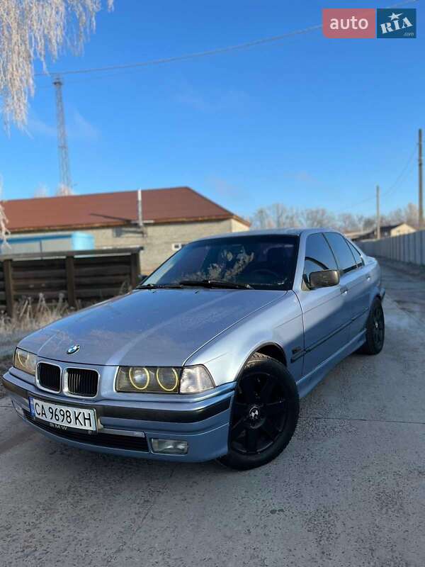 1995 bmw 320i