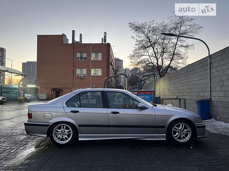 1997 bmw 320i