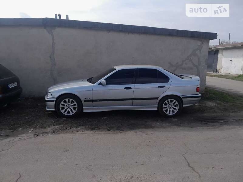1996 bmw 323