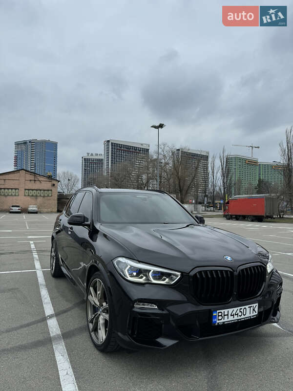 2019 bmw x5 m50d
