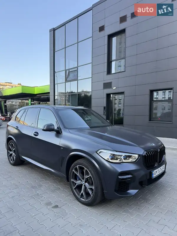 2021 bmw x5 m50d