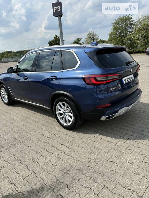 2022 bmw x5