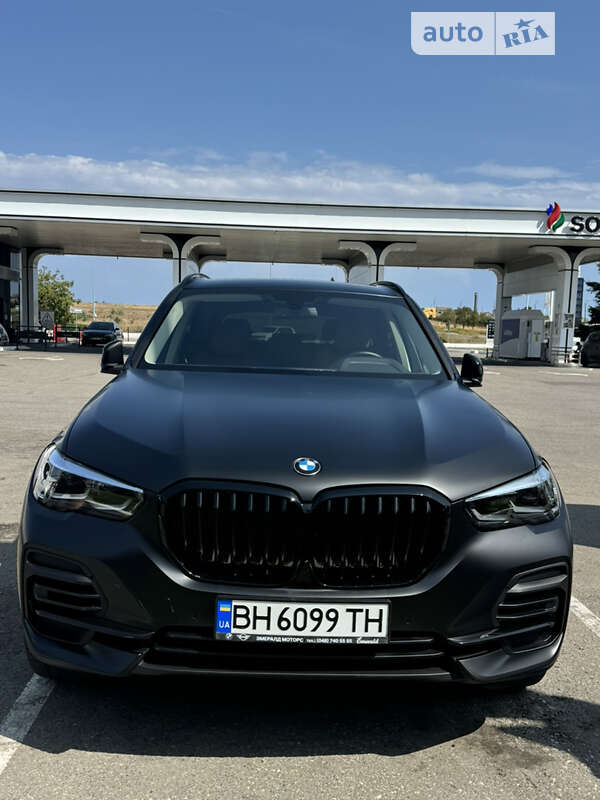 2022 bmw x5