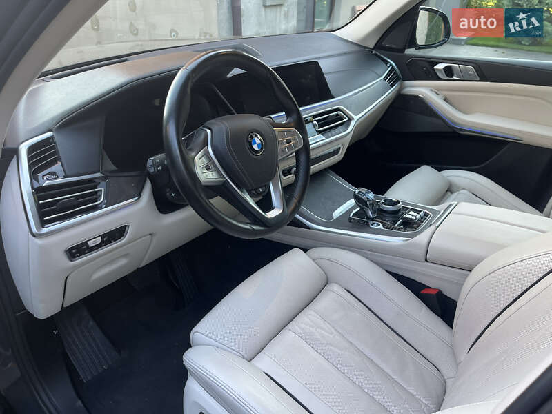 2019 bmw x7