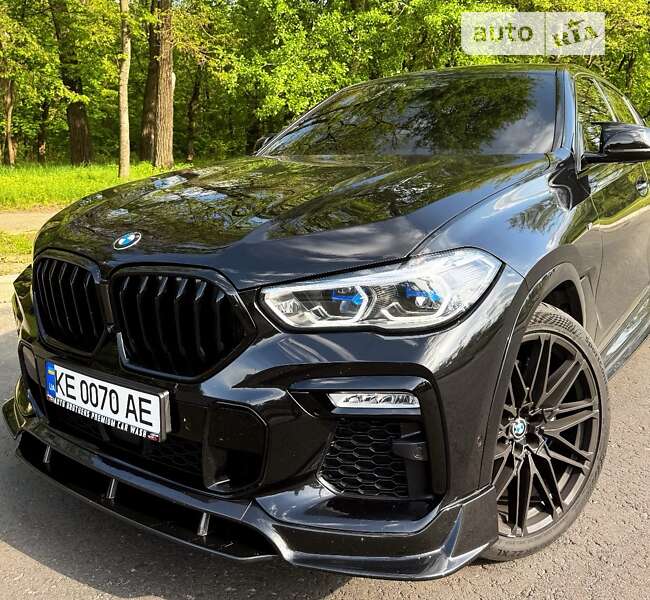 2021 bmw x6 m50i