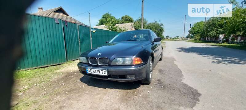 1998 bmw 520i