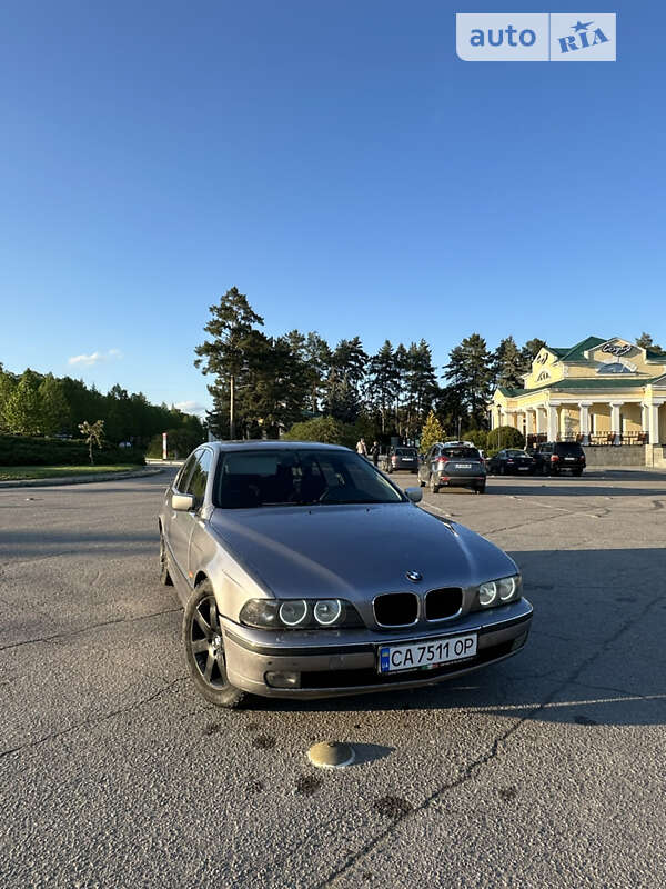 1996 bmw 520i