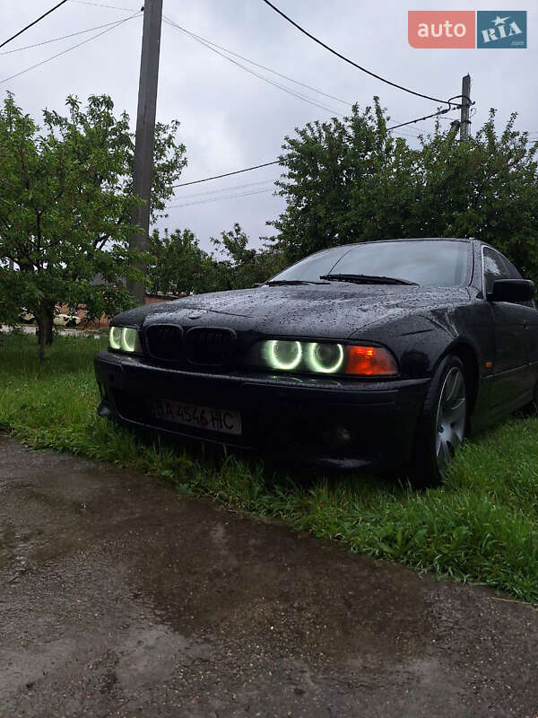 1998 bmw 520i