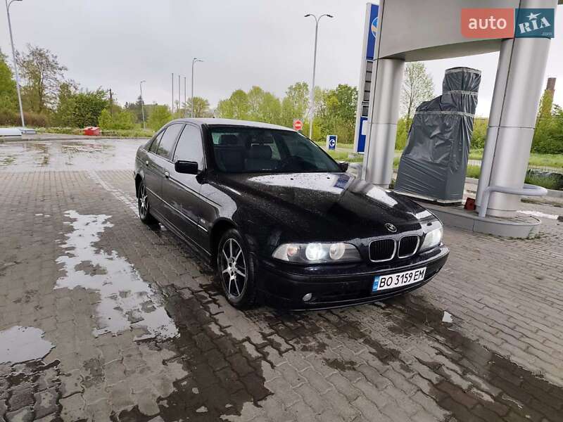 1998 bmw 520i