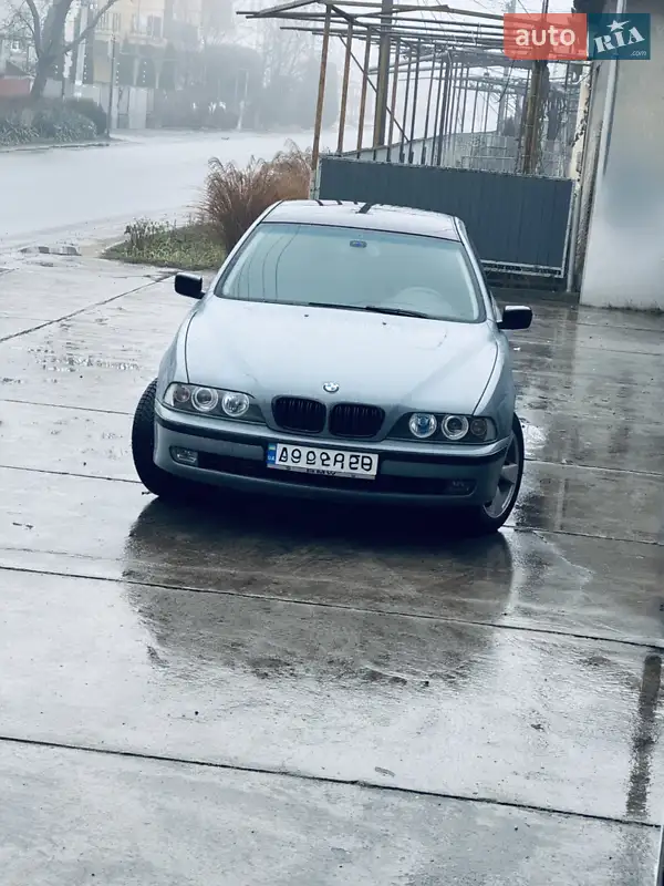 1998 bmw 520i