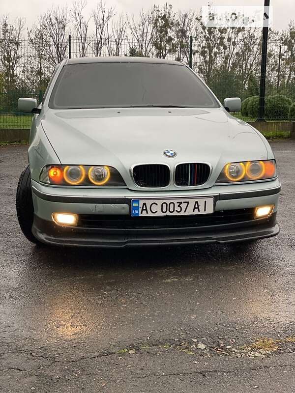 1996 bmw 523i