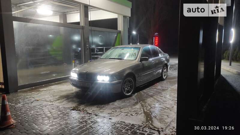 1998 bmw 523i
