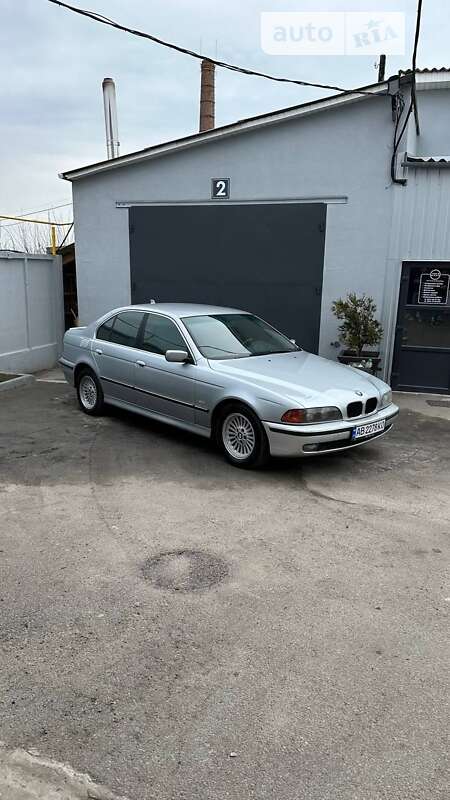 1998 bmw 523i