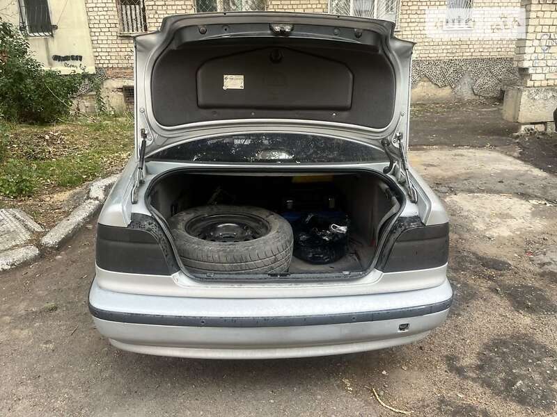 1997 bmw 528
