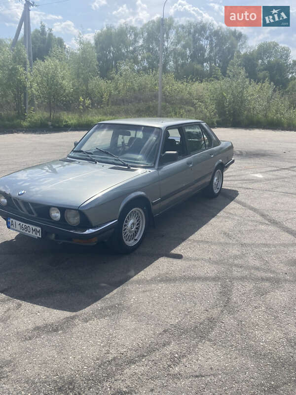 1987 bmw 520i
