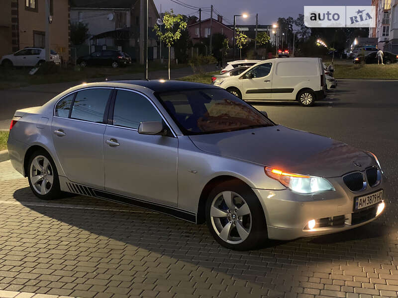 2004 bmw 520i
