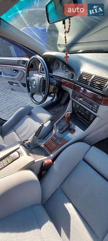 2001 bmw 525