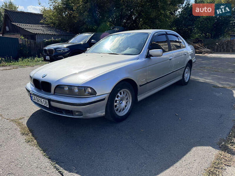1998 bmw 520i