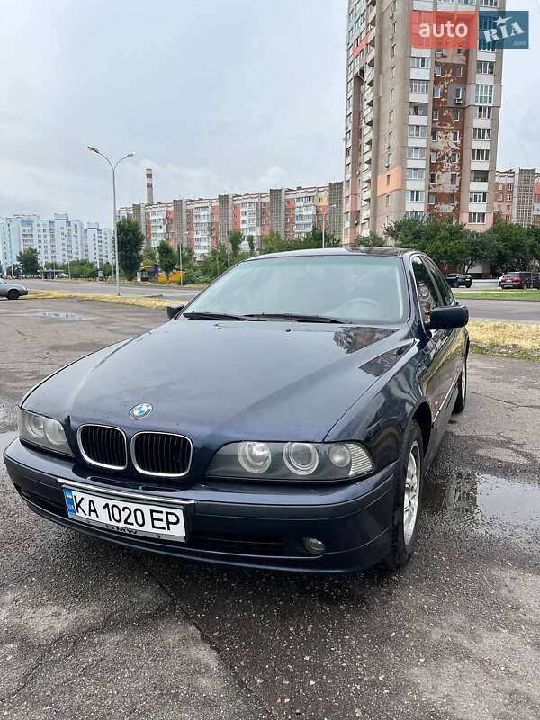1998 bmw 520i