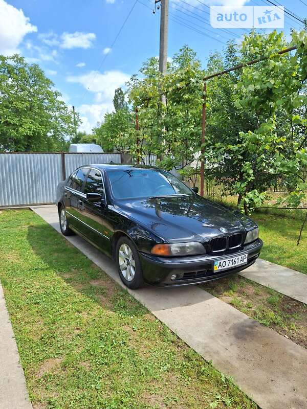 1999 bmw 520i