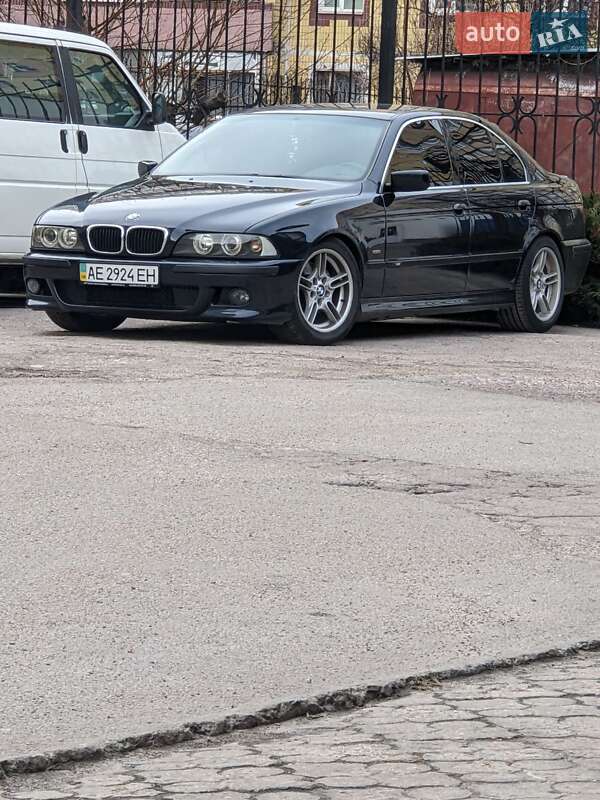 1999 bmw 520i