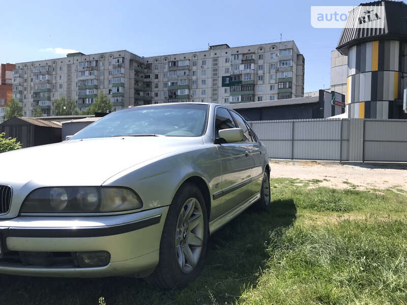 2000 bmw 520