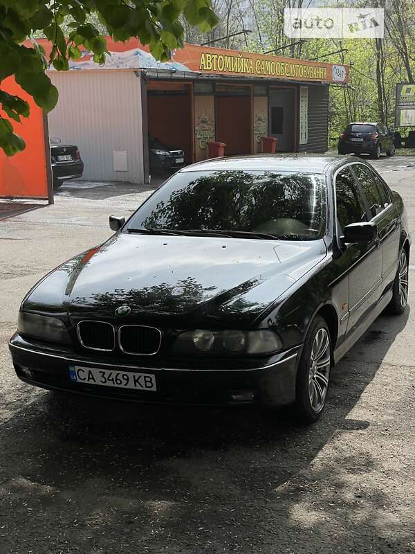 2000 bmw 520i