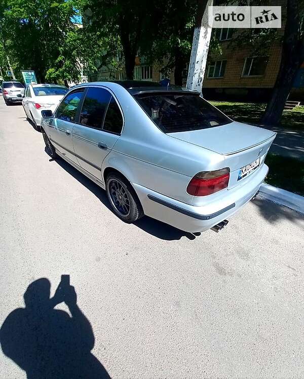 1999 bmw 528i