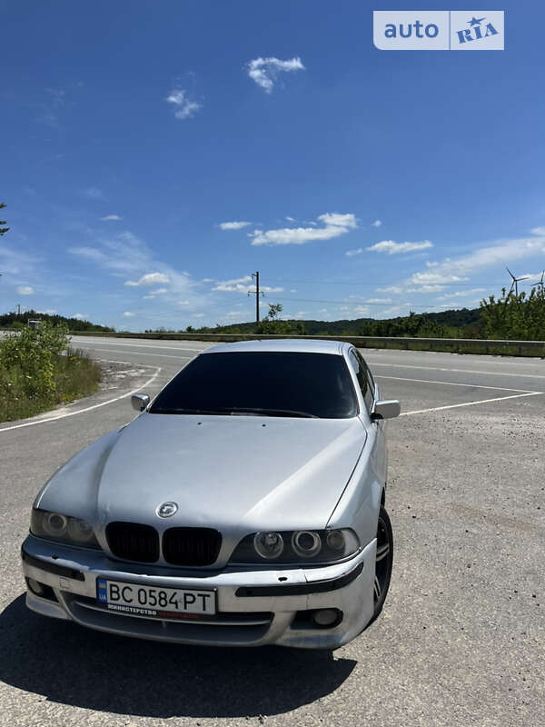 1999 bmw 528i