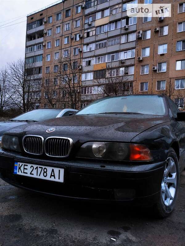 1999 bmw 528i-touring