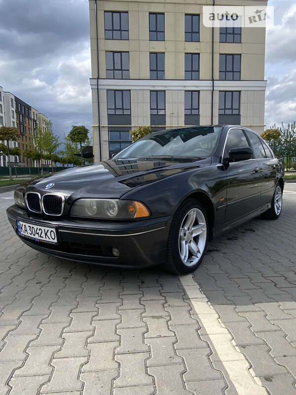 2000 bmw 520i