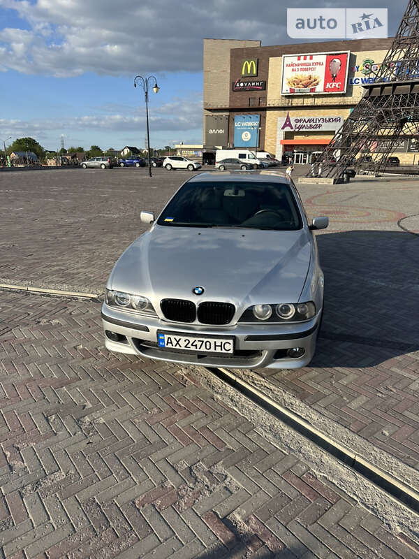 2002 bmw 520i