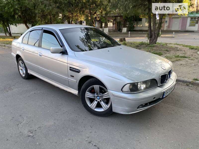 2001 bmw 520i