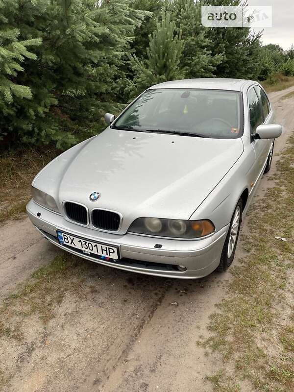 2001 bmw 520i