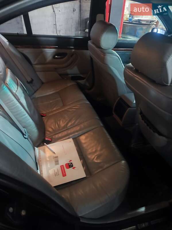 2001 bmw 520i