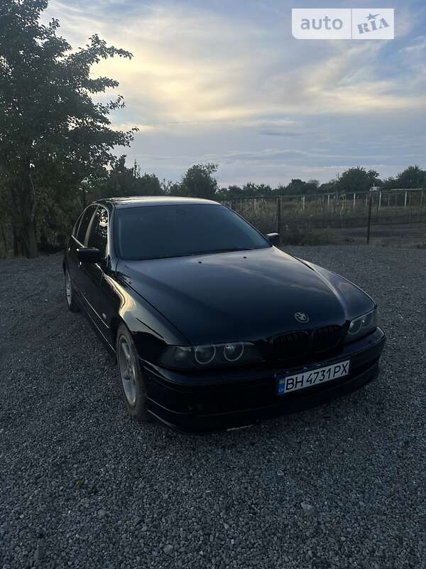 2001 bmw 520i