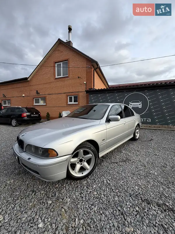 2001 bmw 520i