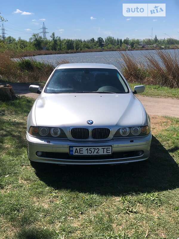 2001 bmw 520