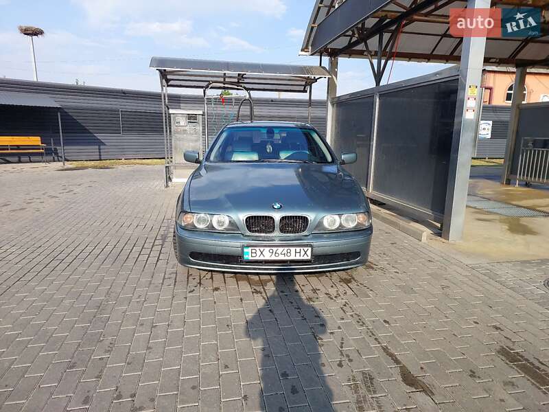 2001 bmw 520i